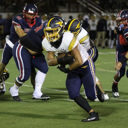  PHOTO GALLERY of Punahou’s 43-19 Football Victory Over Saint Louis